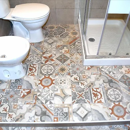 Apartment A Casuzza Al Centro,con Terrazzino Privato