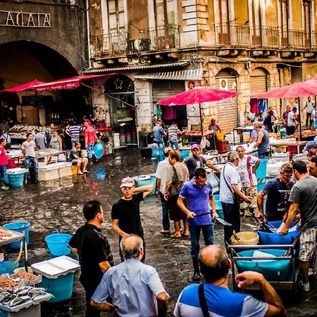 A Casuzza Al Centro,con Terrazzino Privato